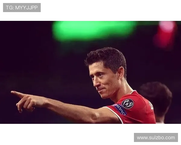 莱万带领球队再创辉煌赛季表现引发全球关注与热议